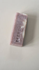 Ladda upp bild till gallerivisning, Halva tvålar 70-75 kr