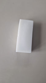 Ladda upp bild till gallerivisning, Halva tvålar 70-75 kr