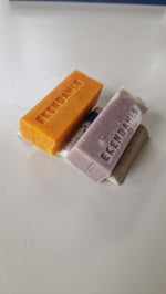 Ladda upp bild till gallerivisning, Tvålfat i keramik och valfri tvål/valfria tvålar 290-370 kr